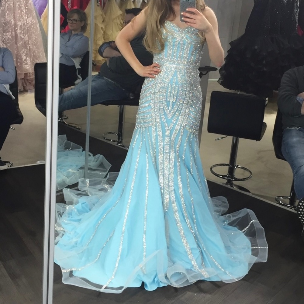 Blue sparkly mermaid prom dress!!!